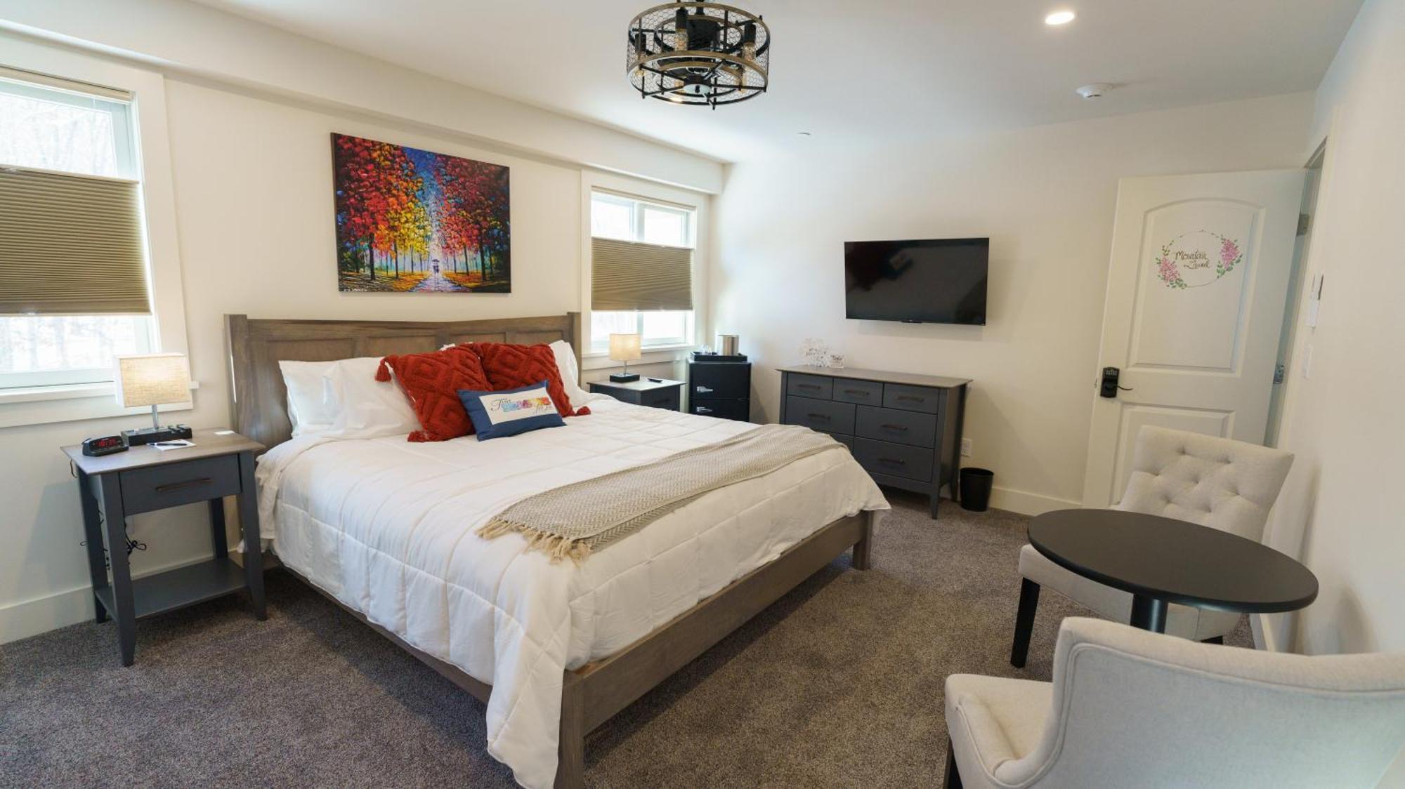 Four Seasons For Fun Bed & Breakfast Lakeville ภายนอก รูปภาพ